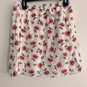 Medium white and red floral skirt. Greer knit fabric. New, Tags still on!